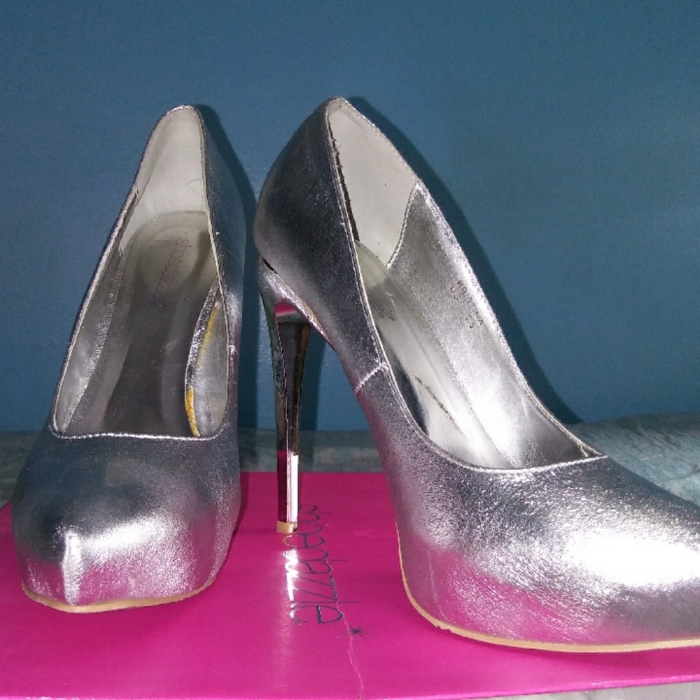 Silver Pumps