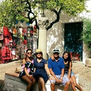 Meet your Posher, Komal