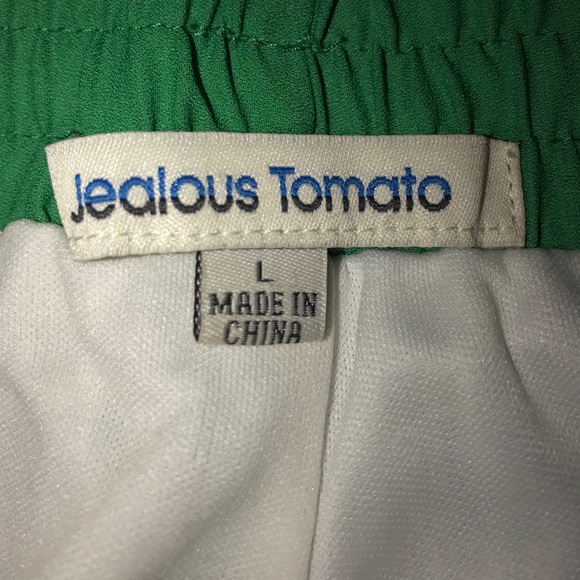 Shorts - Picture 2 of 3