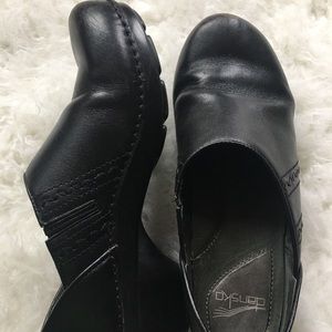 Danskos clogs