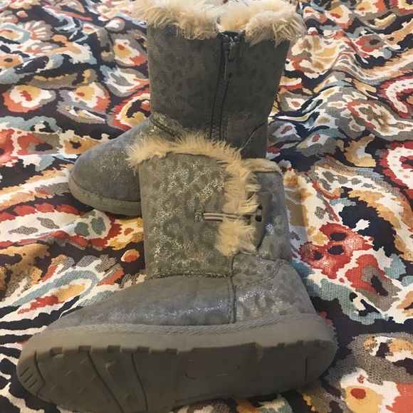 Toddler warm boots - Picture 3 of 3