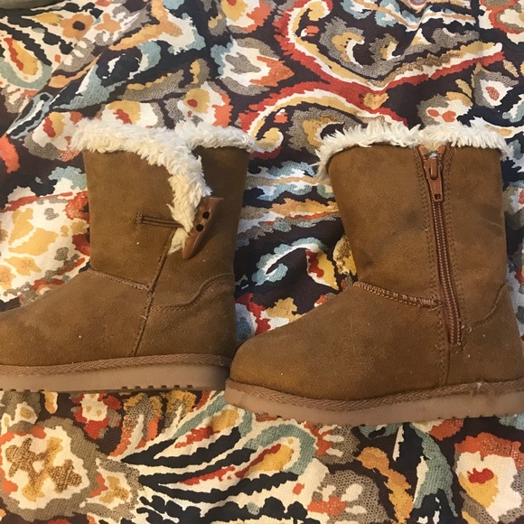Toddler warm boots - Picture 2 of 3