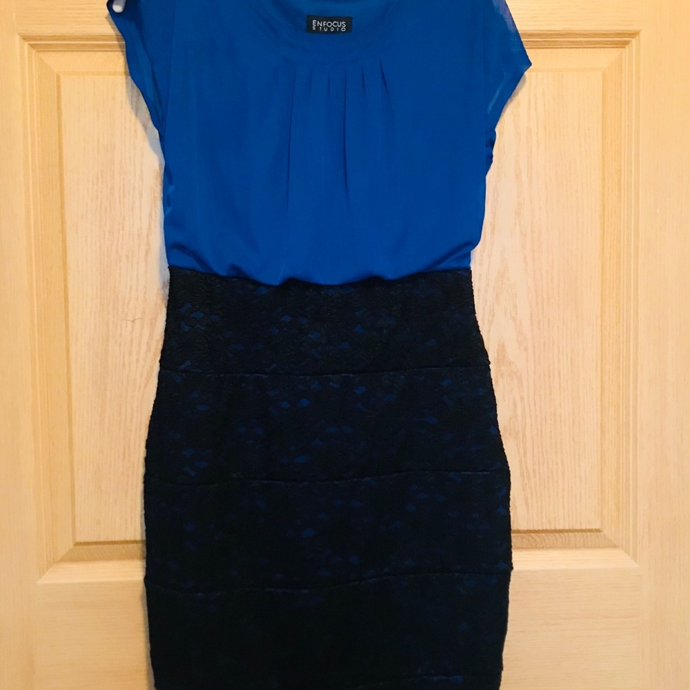 Color block dress - Picture 2 of 4