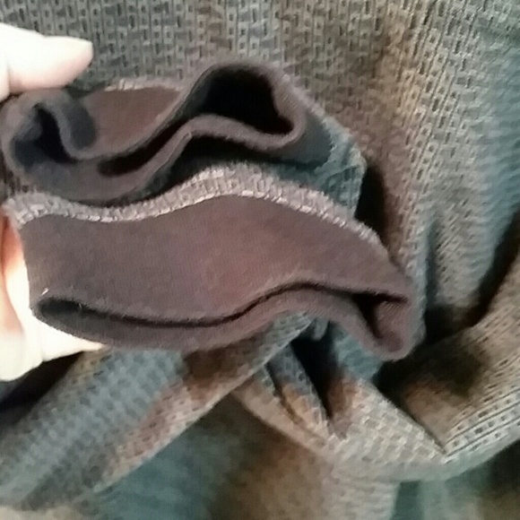 Men's 3 button shrit - Picture 3 of 8