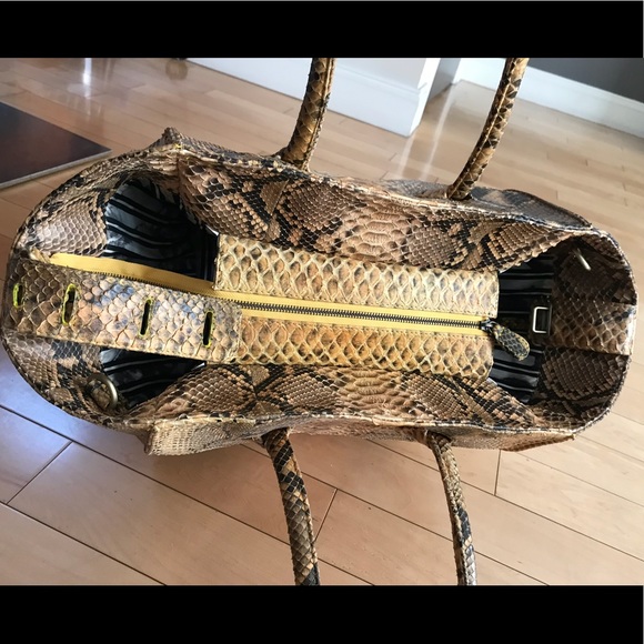Bespoke custom made yellow python bag - Picture 8 of 8
