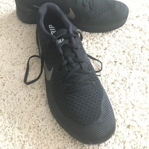 Men's Brand New Black Metcon size 11.5