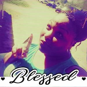 Meet your Posher, Dejunae