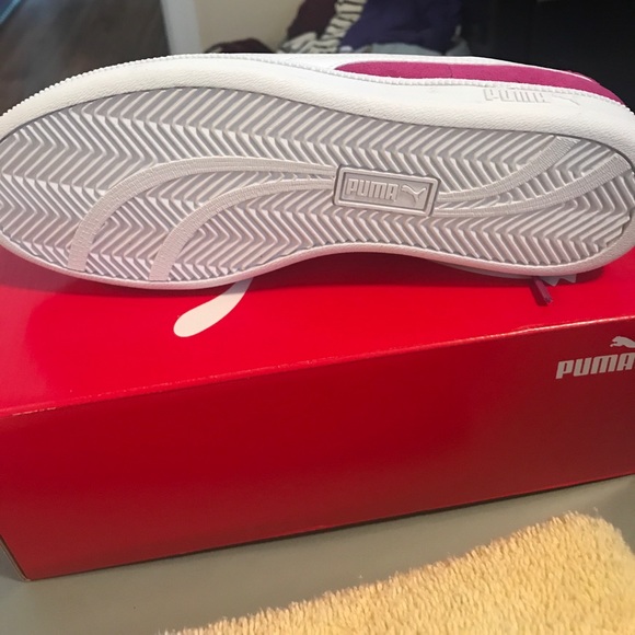 Puma - Picture 4 of 6