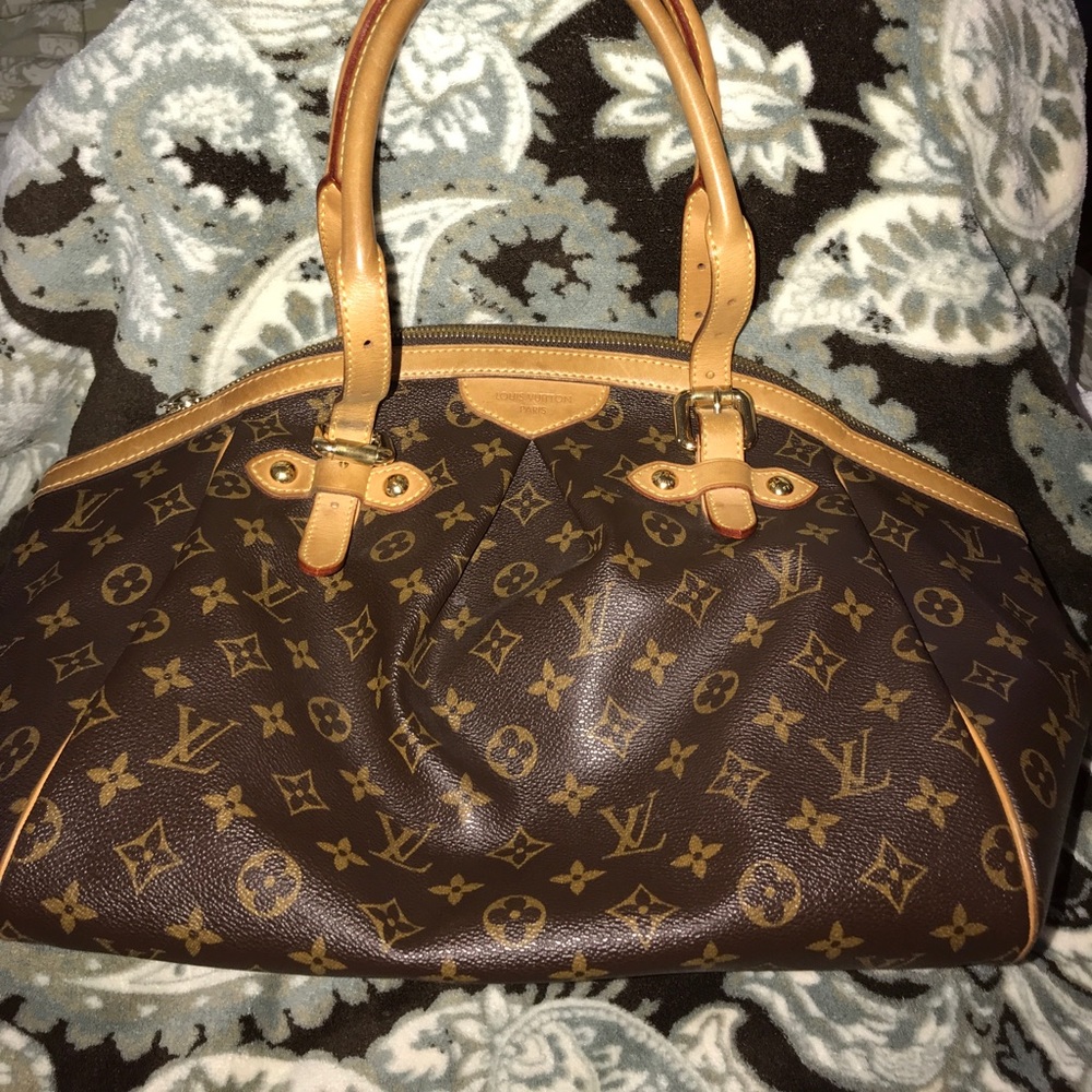 Authentic LV Tívoli GM gently used w/dustbag