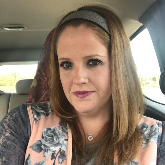 Meet your Posher, Brittany - Picture 3 of 5