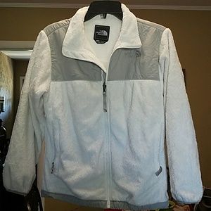 Girls North Face Denali jacket