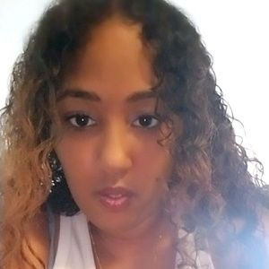 Meet your Posher, Xiomara