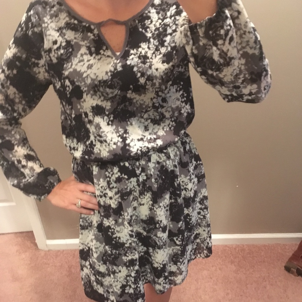 🆕 1 Wear!Xhilaration (Target) Floral Dress, Small