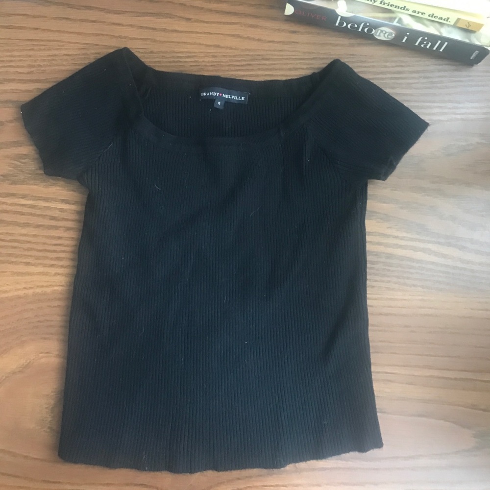 Brandy Melville off the shoulder top
