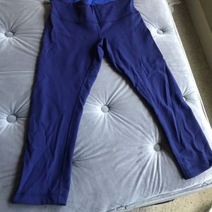 Blue reversible lululemon wunderunders