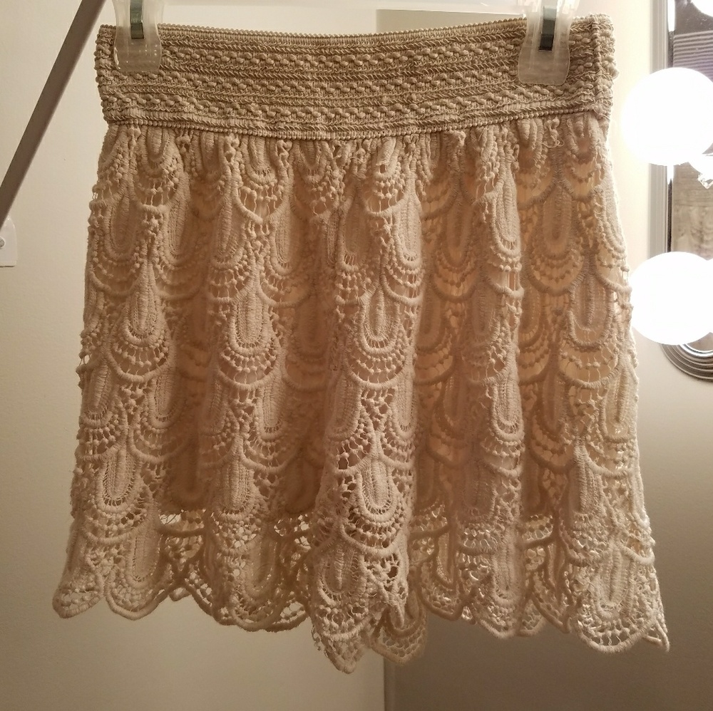 Canclay Scallop Shorts