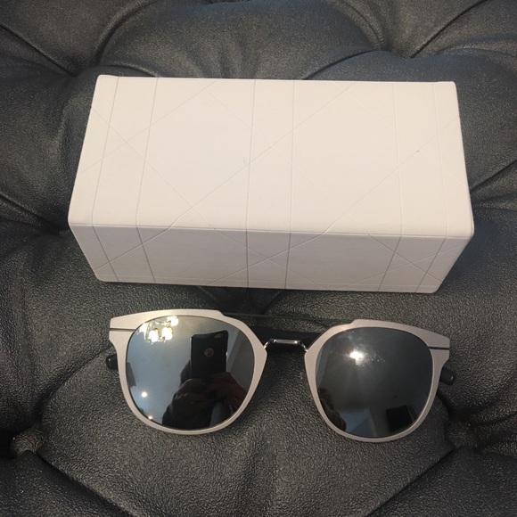Dior Aluminum Sunglasses 😎 - Picture 3 of 8