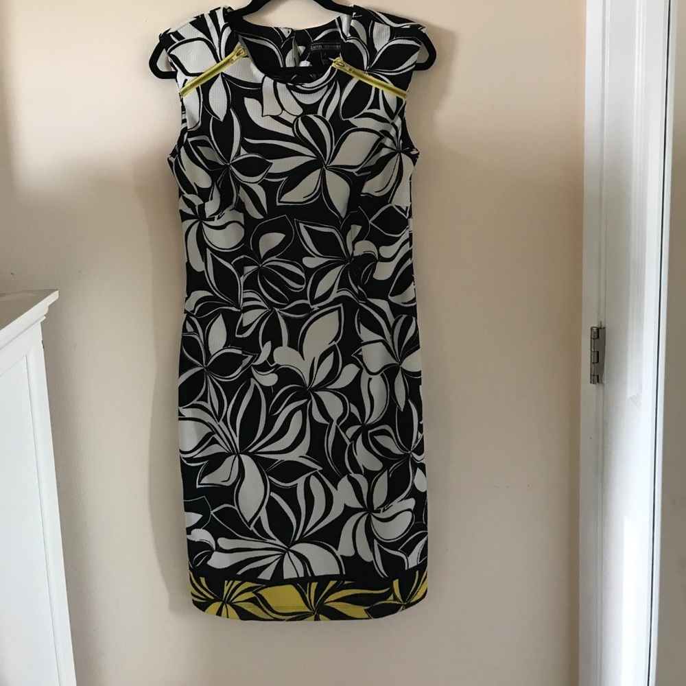 Karin Stevens Brunch/Dinner dress