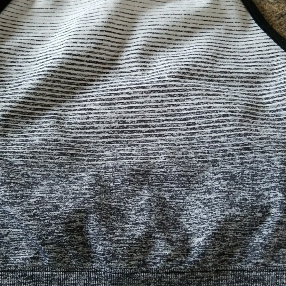 Victoria's Secret long line seamless sports bra - Picture 3 of 5