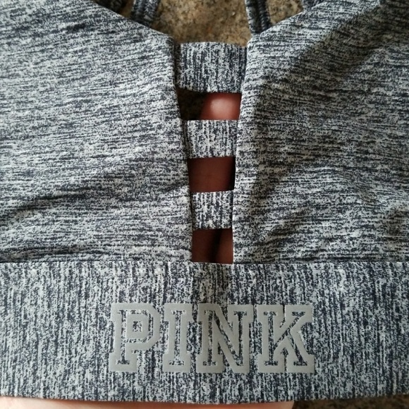 PINK Victoria's Secret ULTIMATE sports bra - Picture 3 of 5
