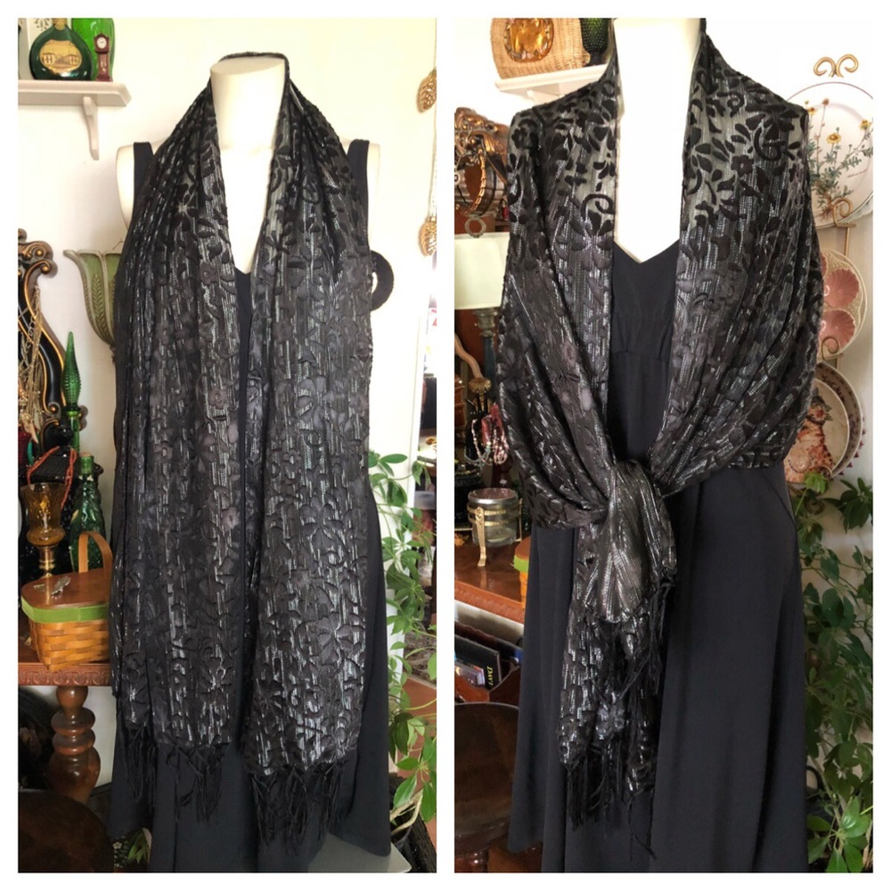 Vintage Black & Silver SCARF WRAP - Picture 7 of 7