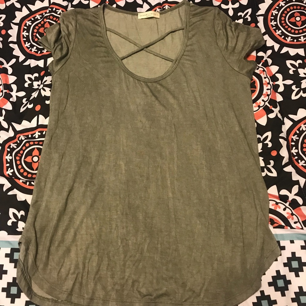 Wasabi + Mint Cross Neck Tee Olive Large