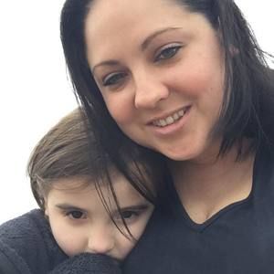 Meet your Posher, Leanna