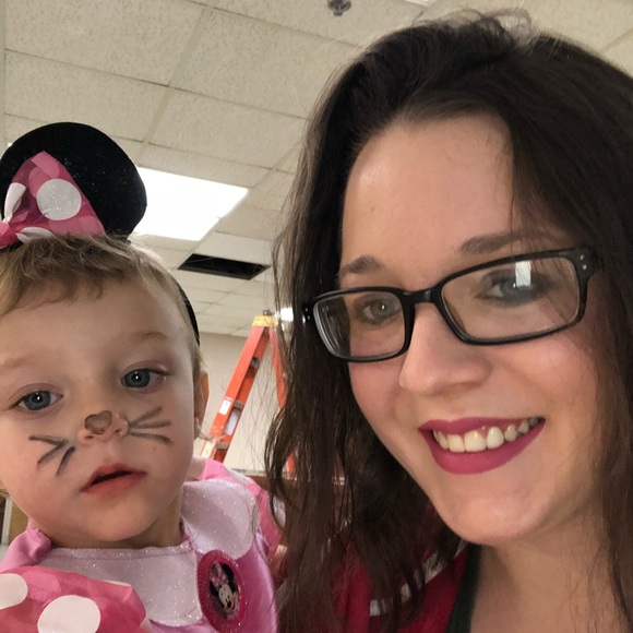 Meet your Posher, Dorothy - Picture 1 of 1