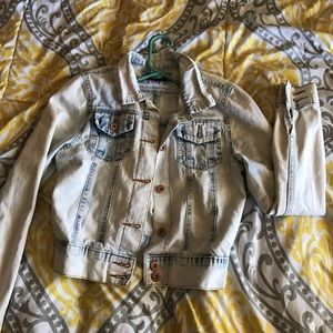 Light wash jean jacket