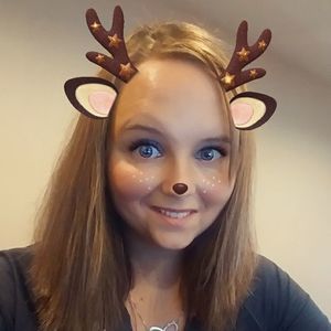 Meet your Posher, Kayla