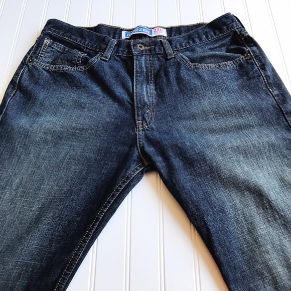levis 236