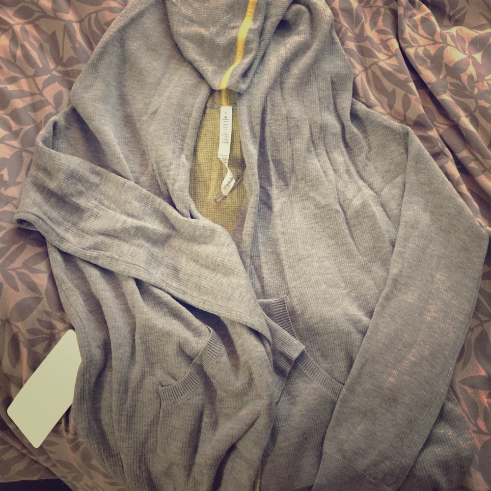 Lululemon Cabin Yogi Wrap