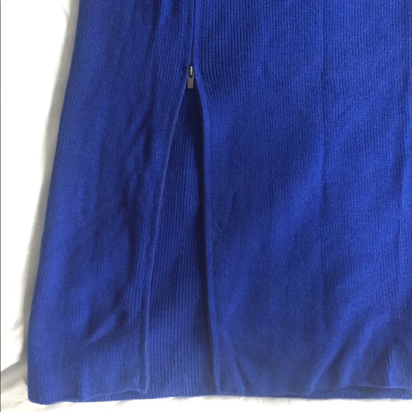 Sleeveless BR Sweater Tunic, Size M - Picture 2 of 5