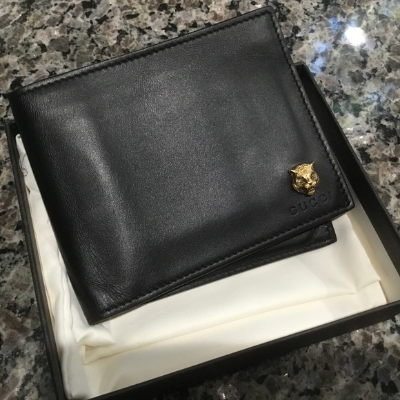 Men's Gucci Leather Wallet with Tiger Emblem - Picture 2 of 5