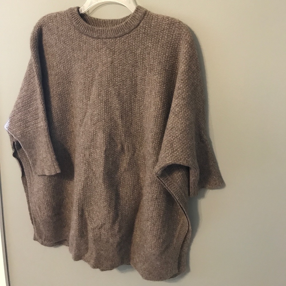 Thick Sweater with High Side Slits