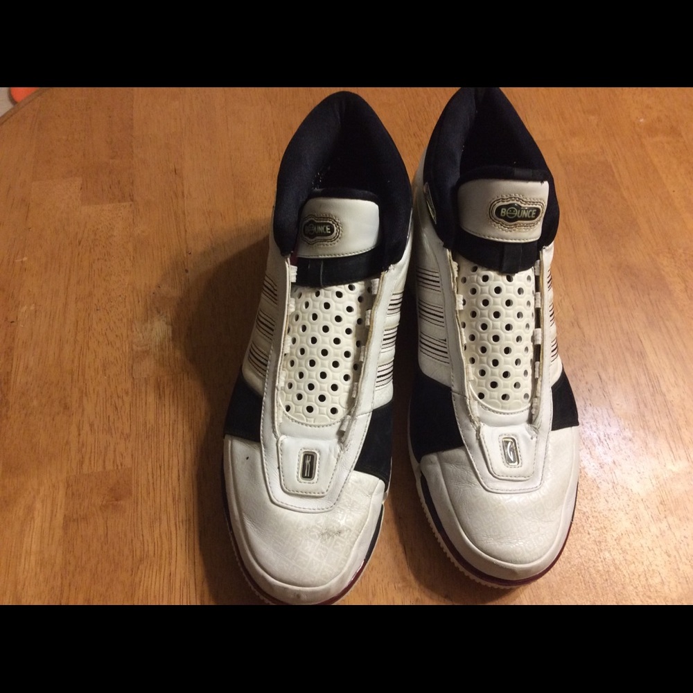 Adidas KG Bounce men's basketball shoes size 13.5