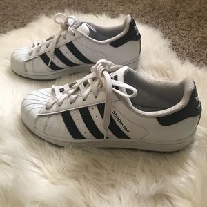 Adidas Superstar