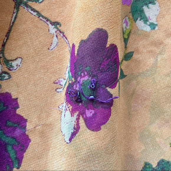 Forever 21 Boutique Floral Flutter Sleeve Cardigan - Picture 5 of 6