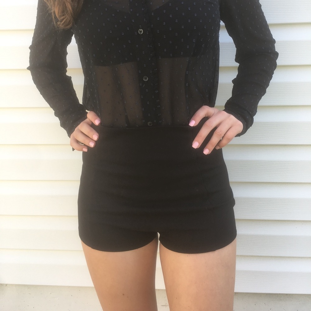 High waisted booty shorts