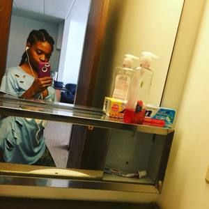 Meet your Posher, Diamond