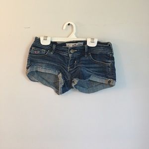 HOLLISTER JEAN SHORTS