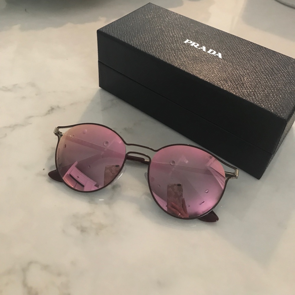 Prada Sunglasses & Box ☀️