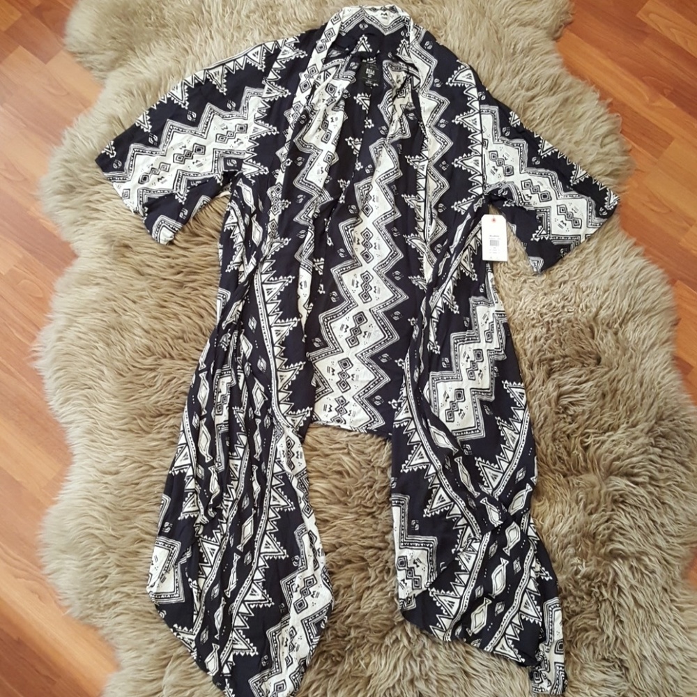 NWT Billabong BOHO Kimono
