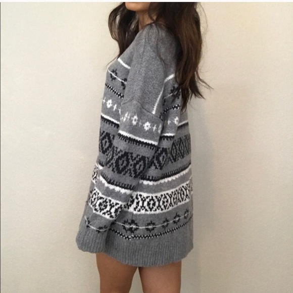 Brand new baggy sweater- love bear - Picture 3 of 8