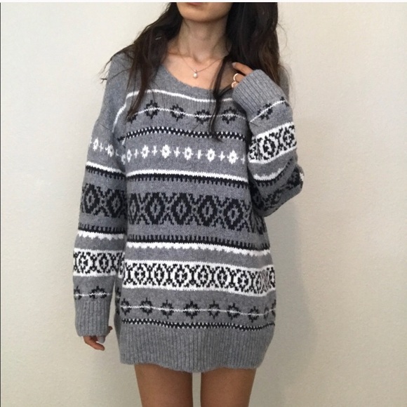 Brand new baggy sweater- love bear - Picture 4 of 8