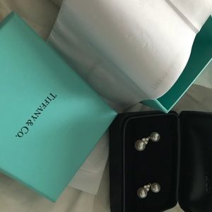 AUTHENTIC Tiffany & Co. Aria drop earrings