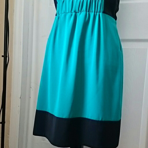 Colorblock Dress - Picture 2 of 2