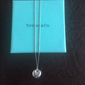 Tiffany & Co. Elsa Peretti round pendant