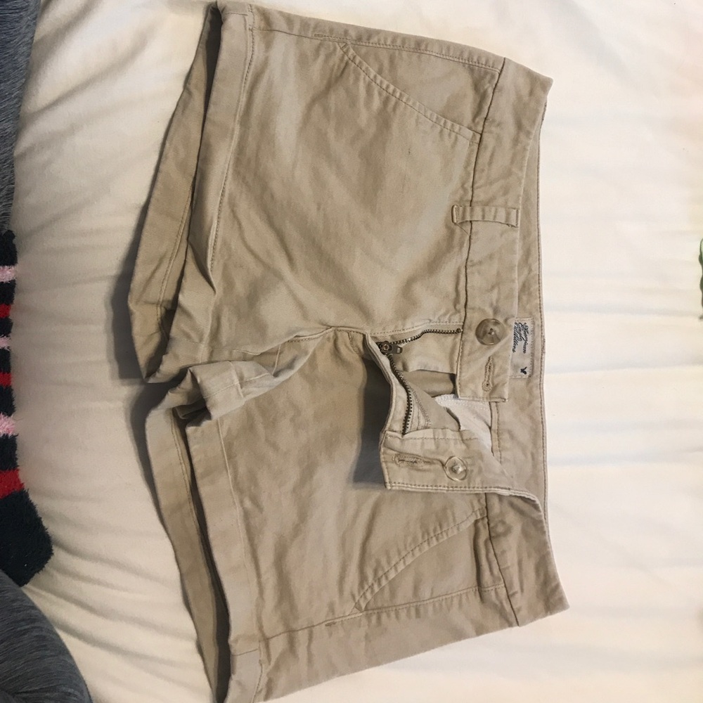 American eagle Khaki shorts