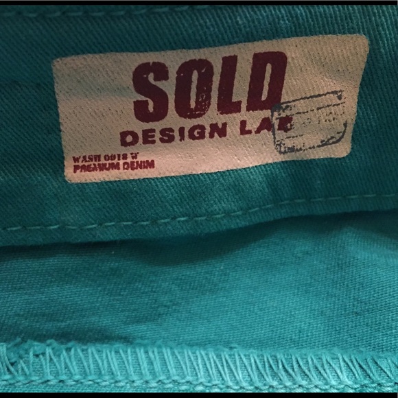 Design Lab shorts - Picture 2 of 4